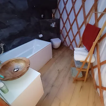 Jurta Na Skraju Lasu Luxury tent Zawady (Silesia)